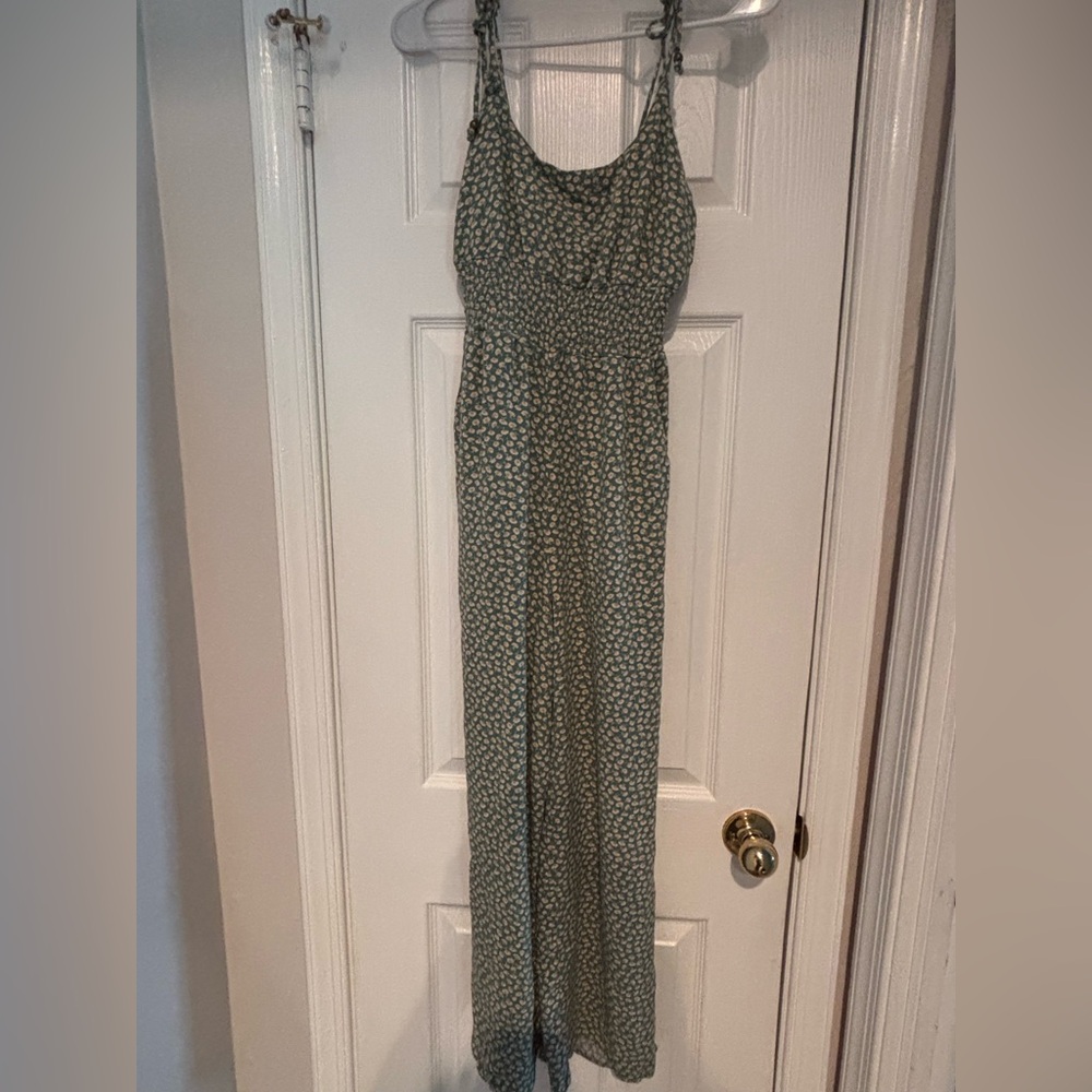 American Eagle Outfitters Floral jumpsuit